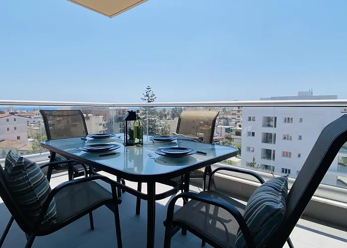 Silver Line 1-bedroom In *